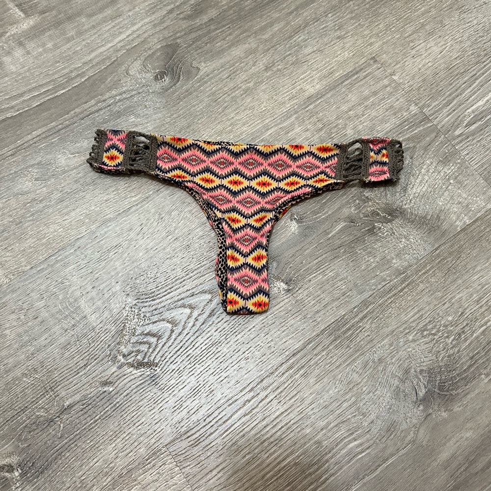 Acacia Swimwear Geometric Bikini Bottoms benoa small m crochet bottoms